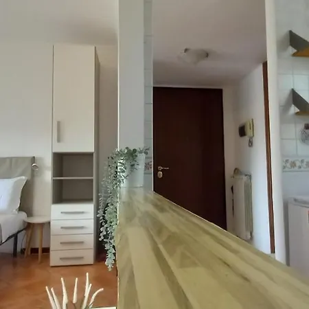 Turistico A Via Modugno Vitinia